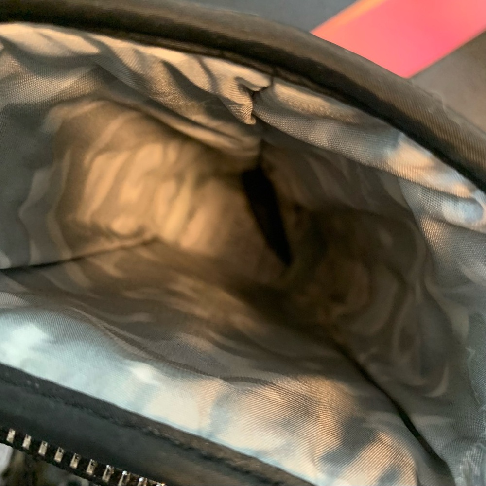 Aimee Kestenberg On Top of the World Black Crossbody Bag Brand New with Tags - Picture 7 of 10